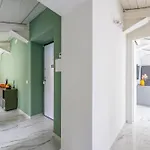 Sloping Roof In The Center Of
