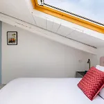 Sloping Roof In The Center Of *
